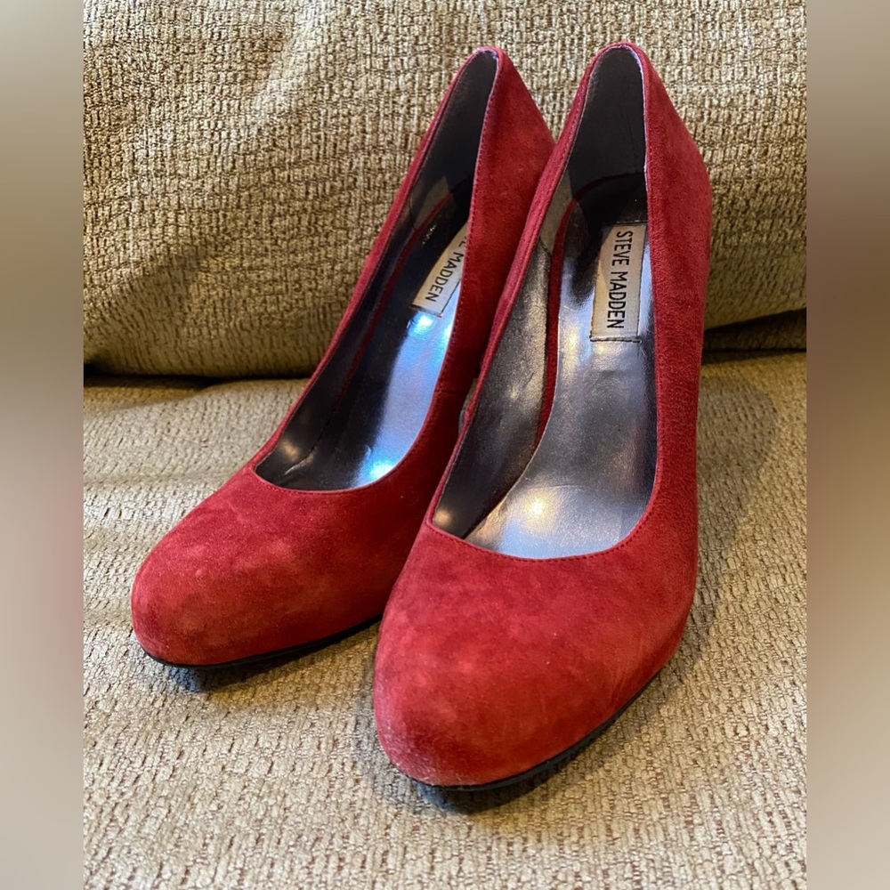 Steve Madden patent leather stilettos size 8.5